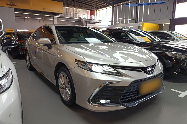 Used Toyota Camry 2023 2.0G Luxury Edition