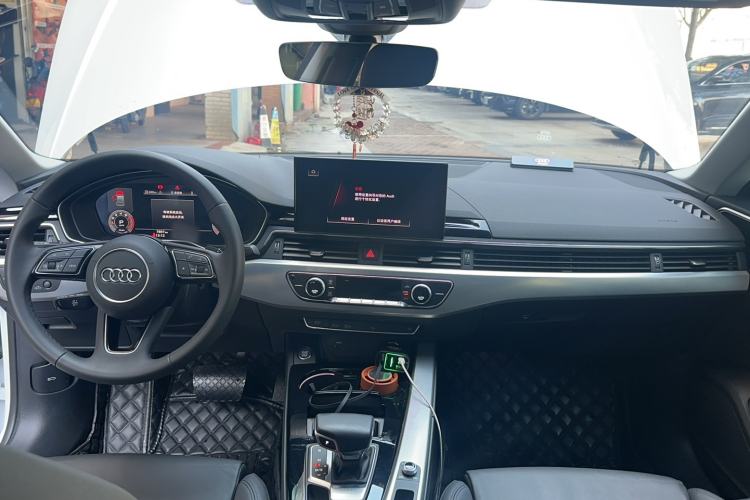 Used Audi A5 2024 Sportback 40 TFSI Fashionable and Dynamic Model Interior 3