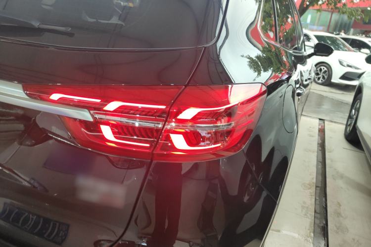 Used Hongqi HS5 2022 Revised Version 2.0T Smart Connect Flagship Edition