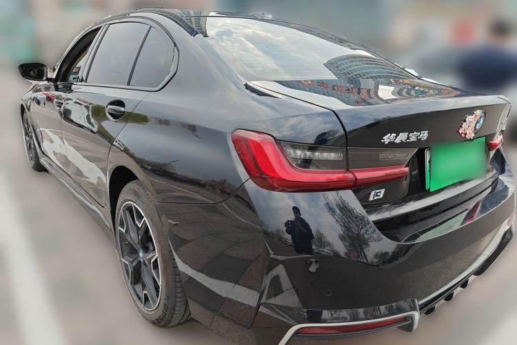 Used BMW i3 2023 eDrive 40 L Midnight Edition
