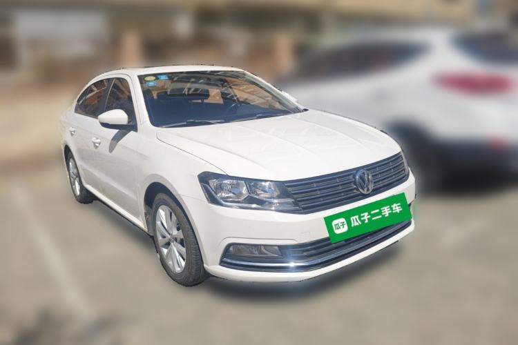 Used Volkswagen Lavida 2017 1.6L Automatic Comfort Edition Front Right 45 Deg