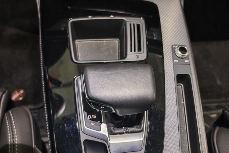 Used Audi Q5L 2022 Updated 40T Luxury Dynamic Edition
