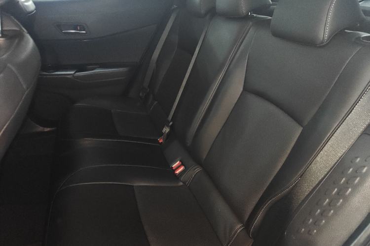 Used Toyota IZOA 2021 2.0L Enjoy Edition Left Rear Seat