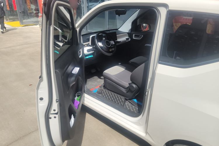 Used Wuling Hongguang MINIEV 2024 3rd Generation 215km Youth Edition