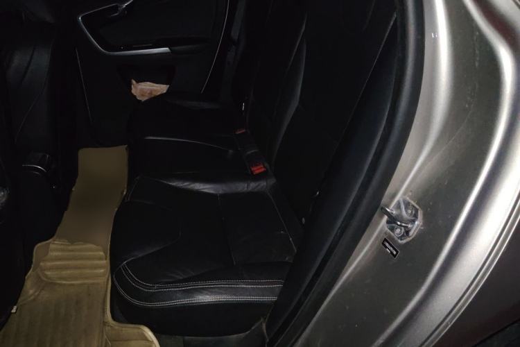 Used Volvo XC60 2015 T5 AWD Zhiyuan Edition
