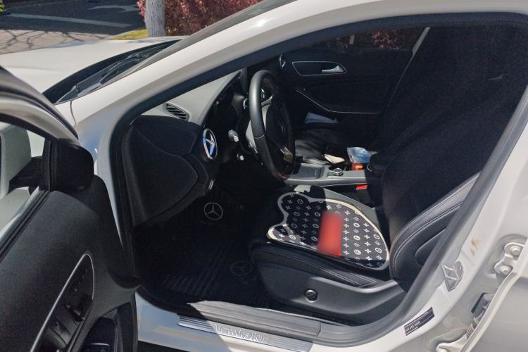 Used Mercedes-Benz GLA 2016 GLA 200 Fashion Model Driver Seat