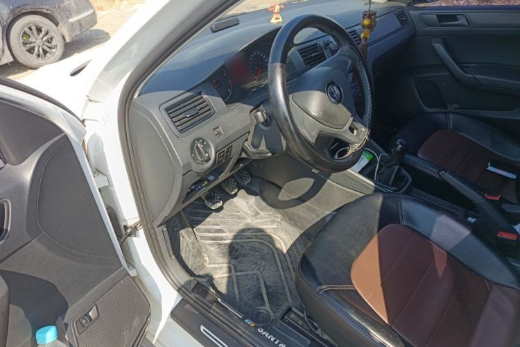 Used Volkswagen Santana 2019 1.5L Manual Fashion Edition China VI Standard
