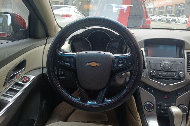 Used Chevrolet Cruze 2015 1.5L Classic SE AT Steering Wheel