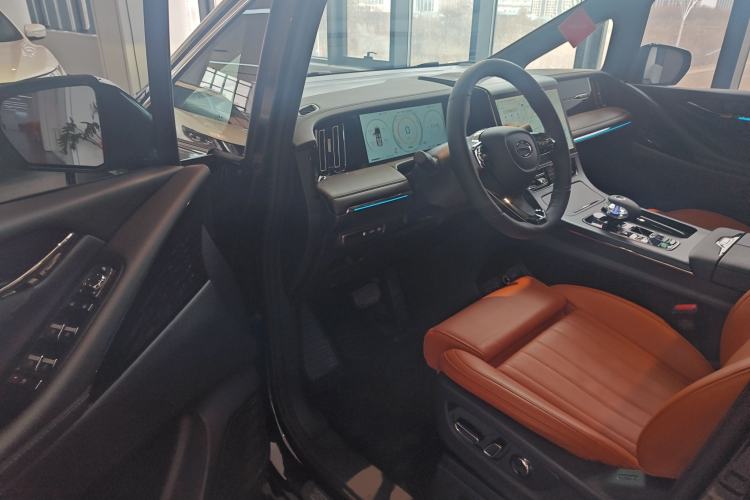 Used GAC Trumpchi M8 2025 Zongshi Series Super Hybrid Edition Driver Seat