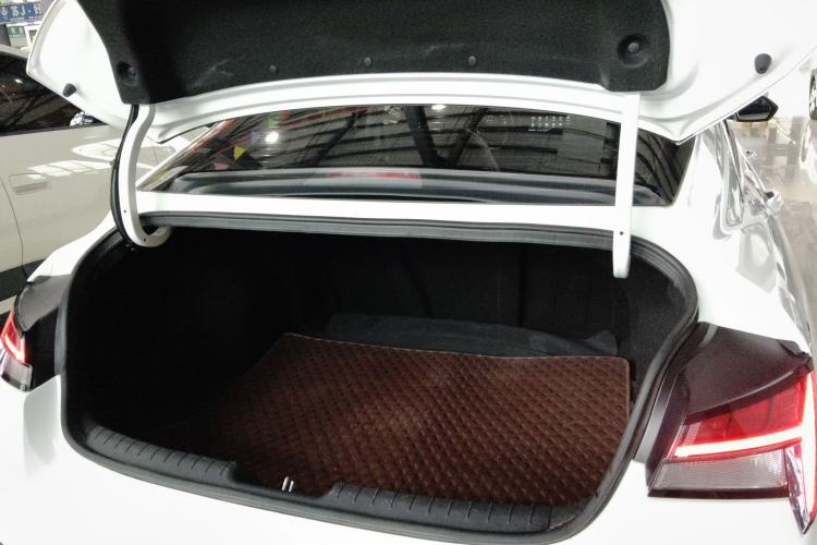 Used Hyundai Elantra 2022 1.5L CVT GLX Elite Edition Trunk