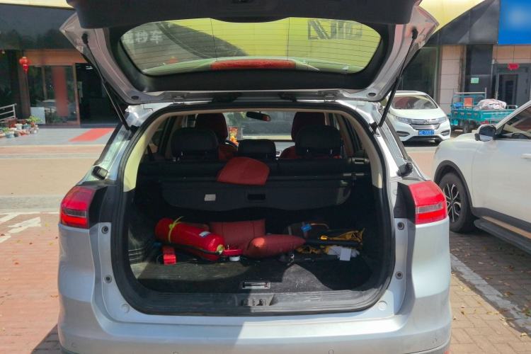 Used Geely Auto Emgrand X7 Sport 2016 1.8TD Automatic Smart Connectivity Version Trunk