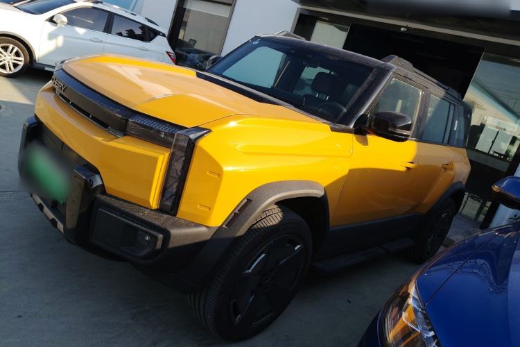 Used Chery Fulwin X3L 2025 Model 205 All-Wheel Drive High-Energy Edition
