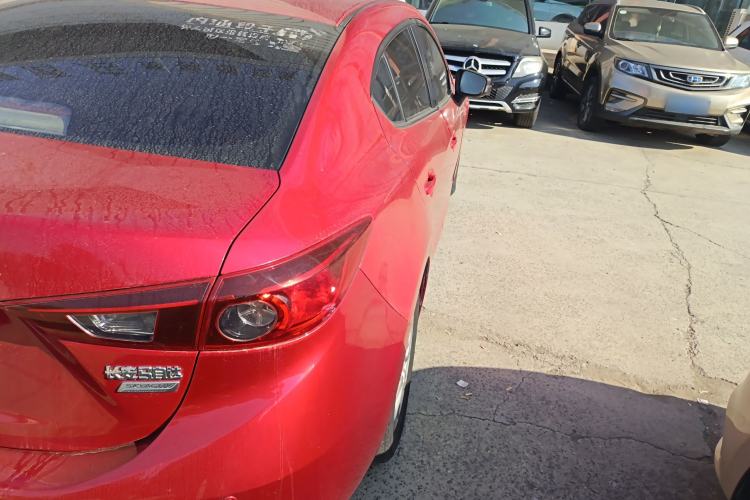 Used Mazda Mazda 3 Axela 2016 Sedan 1.5L Automatic Comfort Model
