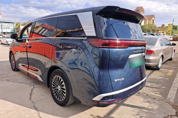 Used Denza D9 2022 DM-i 970 Four-Wheel Drive Prestige Model
