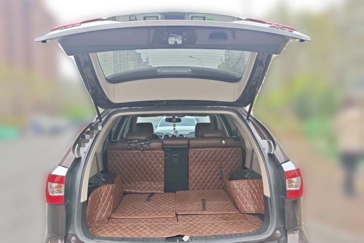 Used BYD S7 2015 2.0T Upgraded Automatic Luxury Version Trunk