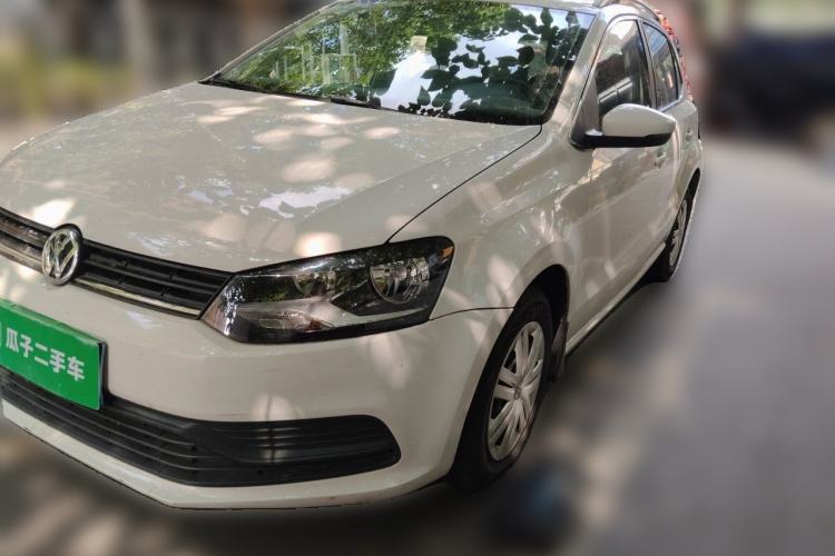 Used Volkswagen Polo 2016 1.4L Manual Fashion Model Guazi used car, China used car export, Used car for sale, Used cars, Cheapest cars for sale