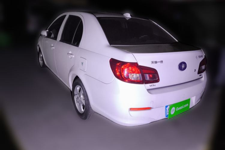 Used FAW Weizhi V5 2015 1.5L Automatic Elite Model
