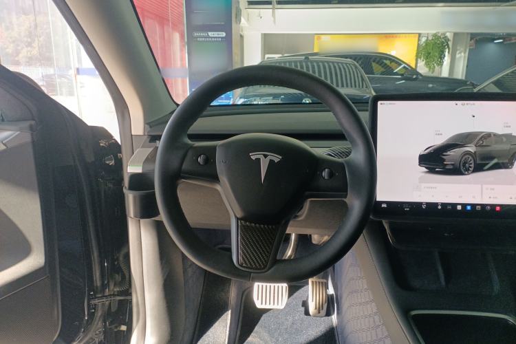 Used Tesla Model Y 2023 Rear-Wheel-Drive Version