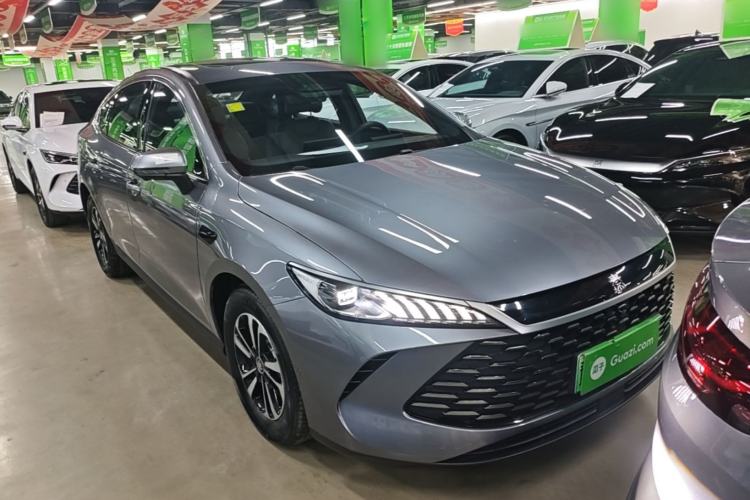 Used BYD Qin PLUS 2025 DM-i Smart Drive 55KM Beyond Model Front Right 45 Deg