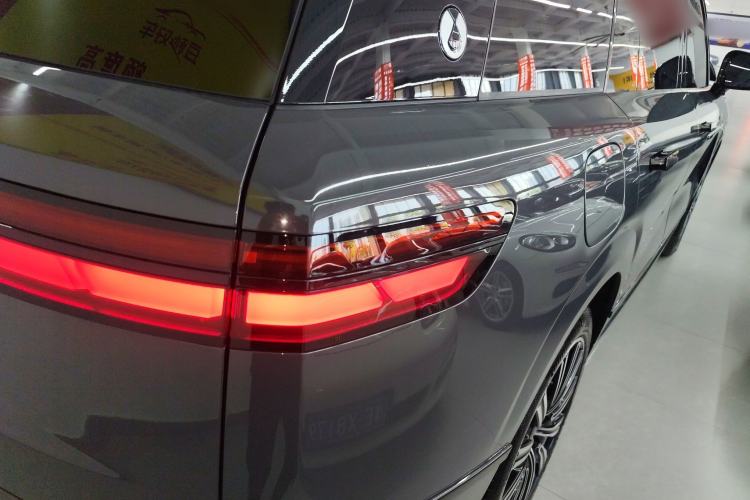 Used Denza N9 2025 Prestige Version
