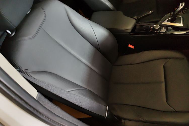 Used BMW 3 Series 2016 320Li Ambition Model