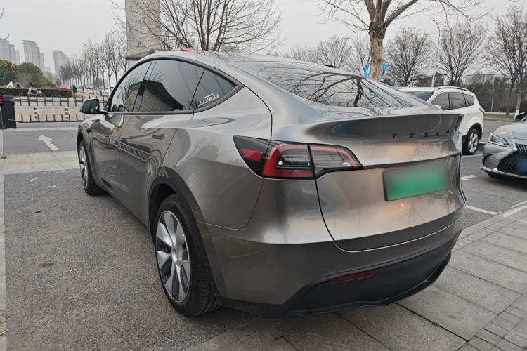 Used Tesla Model Y 2022 Rear-Wheel-Drive Version