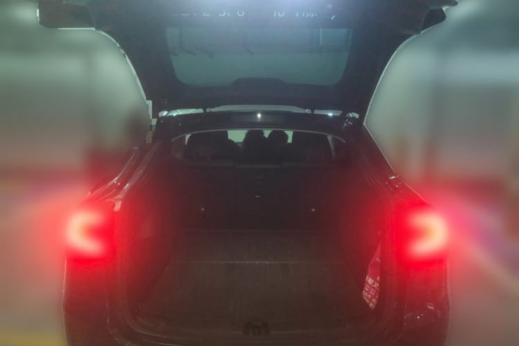 Used Tesla Model Y 2024 Rear-Wheel-Drive Version
