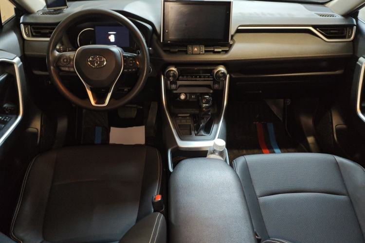 Used Toyota RAV4 2022 2.0L CVT Two-Wheel Drive Fashion Edition
