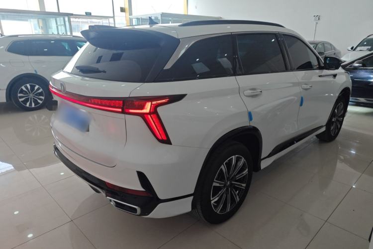 Used CHANGAN CS75 PLUS 2024 3rd Generation Champion Edition 1.5T Intelligent Drive Dynamic Model
