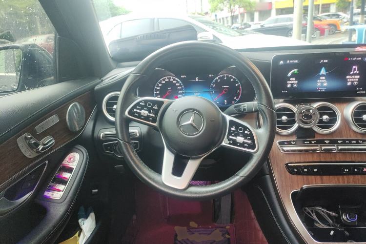 Used Mercedes-Benz GLC 2020 Facelifted GLC 300 L 4MATIC Luxury Edition Steering Wheel