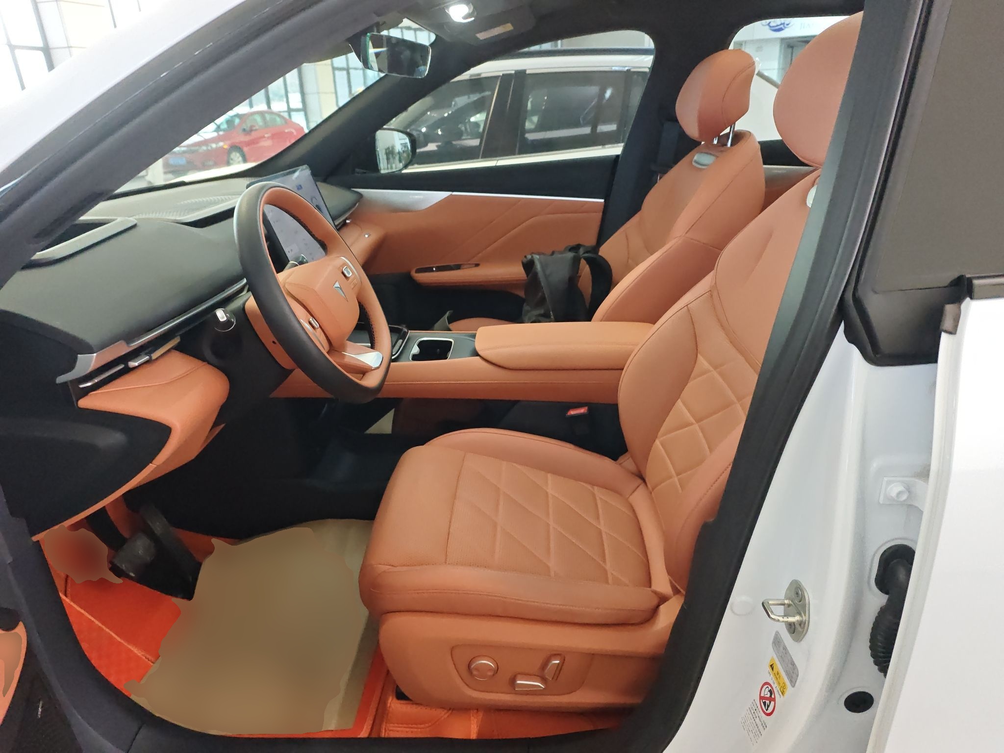 Переднее сиденье в автомобиле