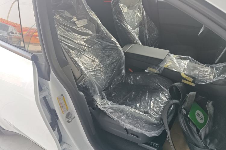 Used Tesla Model Y 2026 Rear-Drive Model
