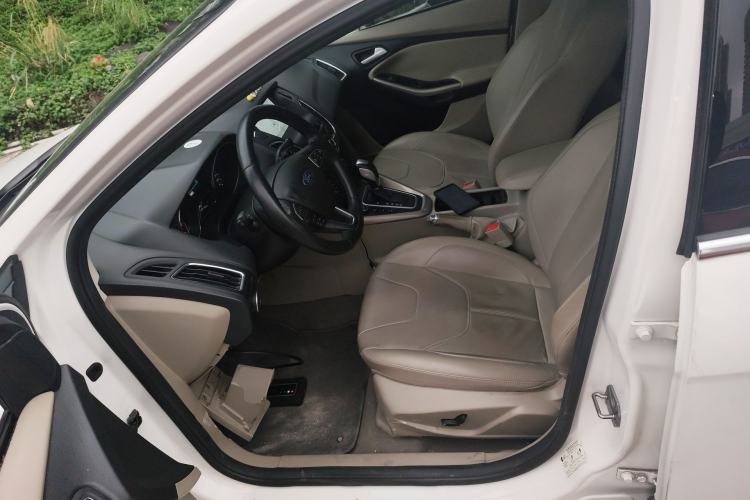 Used Ford Focus 2017 Sedan EcoBoost 180 Automatic Flagship Model Left Front Seat