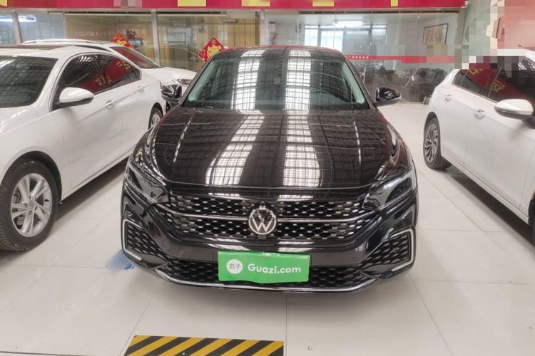 Used Volkswagen Passat 2025 Outstanding Model 330TSI Starry Elite Edition