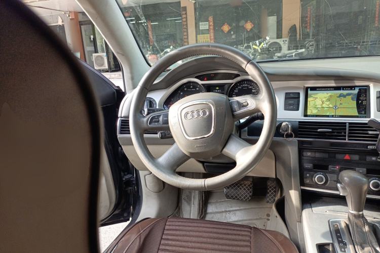 Used Audi A6L 2011 2.0 TFSI Automatic Standard Edition Steering Wheel