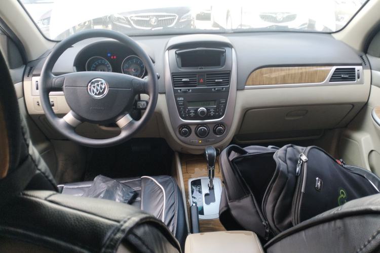 Used Buick Excelle 2015 1.5L Automatic Classic Model
