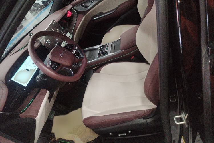 Used BYD Seal 2023 DM-i 1.5T 121km Prestige Model