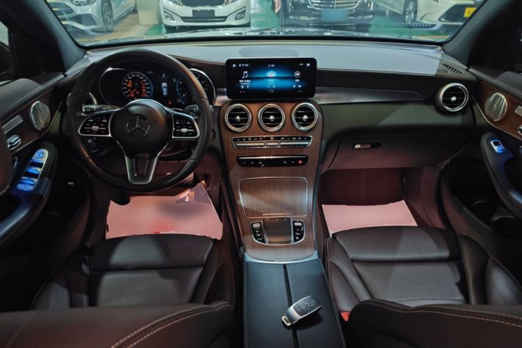 Used Mercedes-Benz GLC 2021 GLC 300 L 4MATIC Dynamic Model
