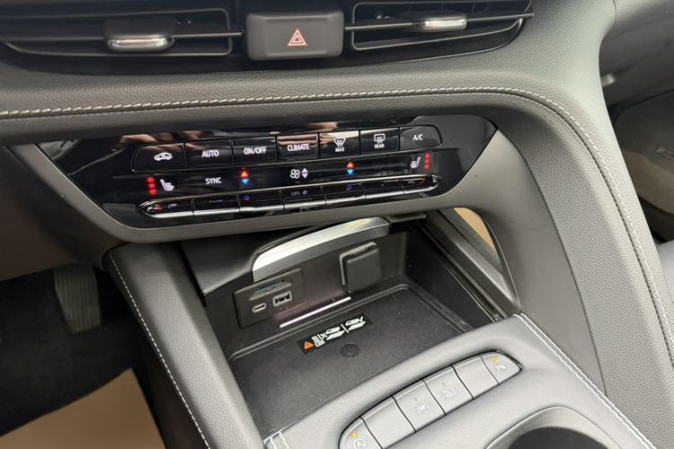 Used Buick Envision 2023 Encore S 552T Two-Wheel Drive Luxury Model