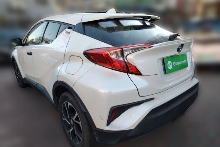 Used Toyota C-HR 2018 2.0L Leading with Sunroof China V Standard
