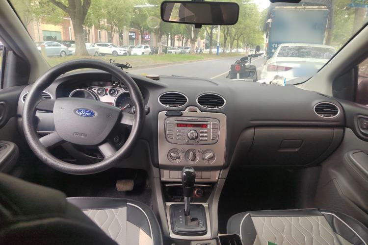 Used Ford Focus 2013 Hatchback Classic 1.8L Automatic Base Model