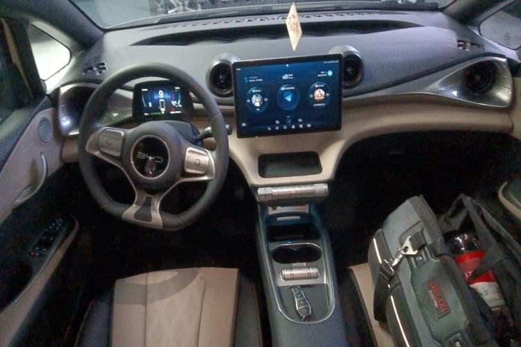 Used BYD Dolphin 2025 420km Free Edition Center Console