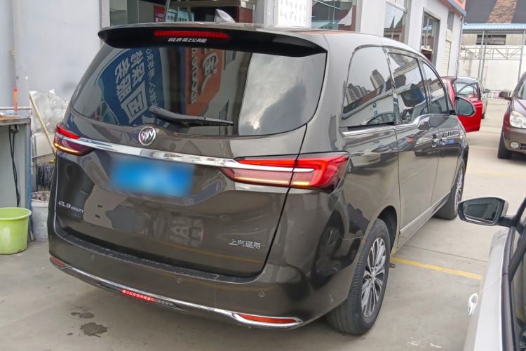 Used Buick GL8 2021 Land Cruiser Executive Class 652T Luxury Model