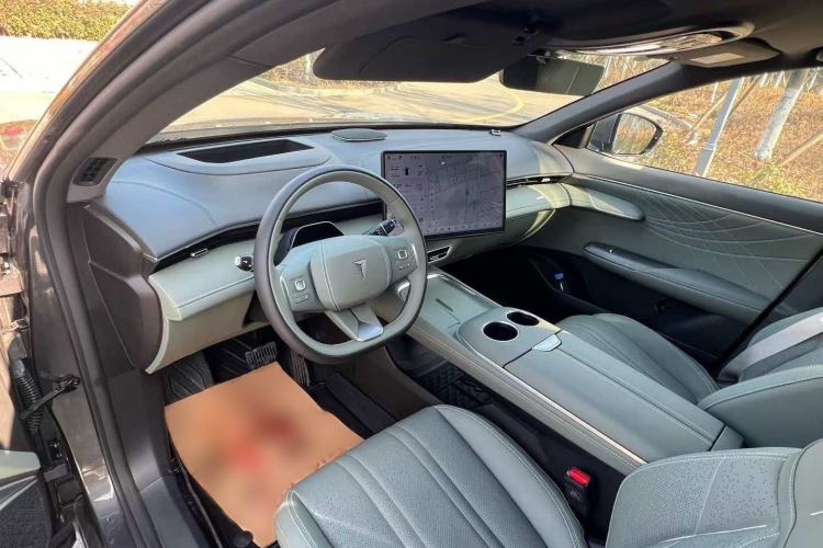 Used Deepal S07 2025 215Max Deep Blue Intelligent Driving AD PRO Range-Extended Version
