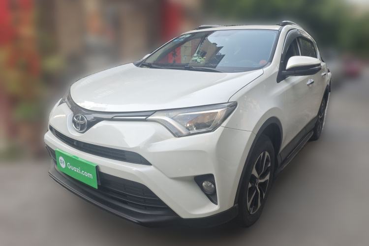 Used Toyota RAV4 2016 2.0L CVT Two-Wheel Drive Fashion Edition China V Standard