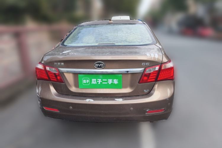Used BYD G6 2013 2.0L Manual Luxury Version
