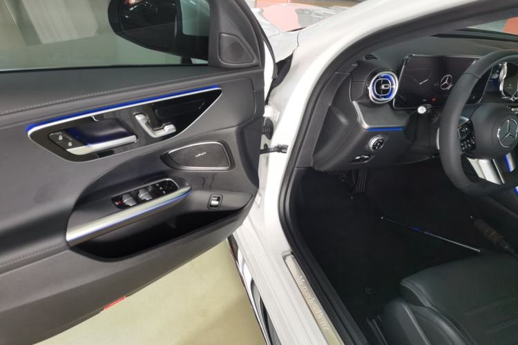 Used Mercedes-Benz C-Class 2024 Restyled C 260 L Sport Edition Driver Seat