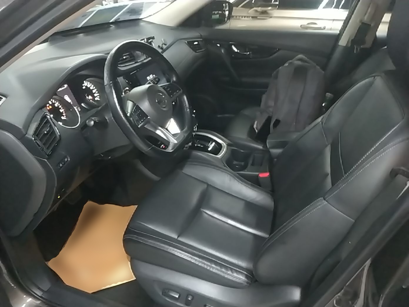 Vordere Reihe im Auto