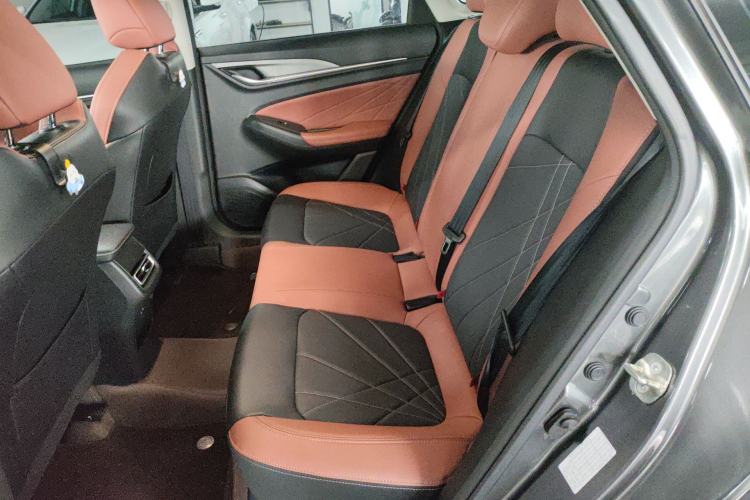 Used CHANGAN Eado 2023 Changan Edition PLUS Blue Whale NE 1.4T GDI DCT Prestige Version
