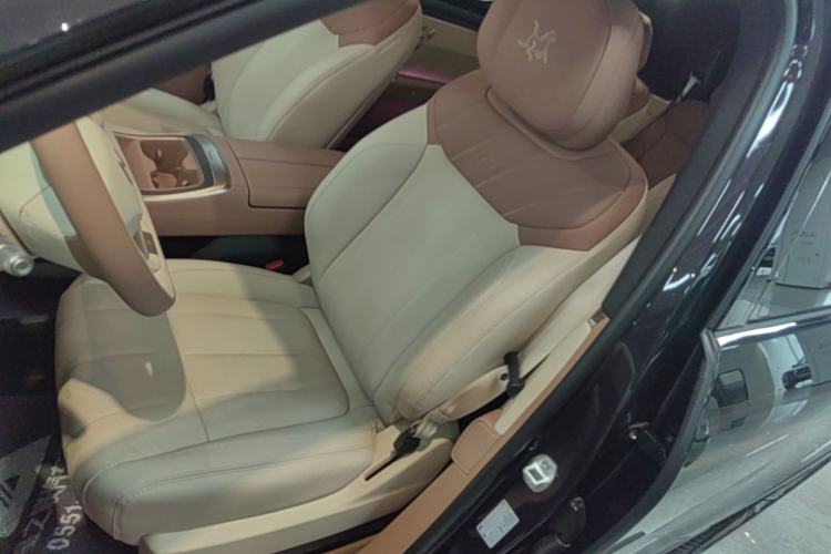 Used ONVO Luxeed L90 2026 Model Max Success Edition, Six Seats